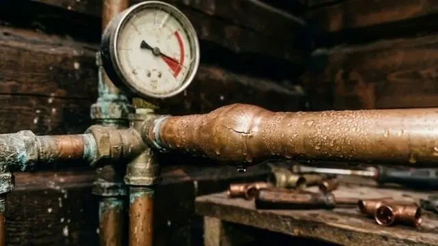 Pressure Gauge On Cold Copper Water Line shown for Leak Detection in Dallas, GA in Dallas, Georgia.